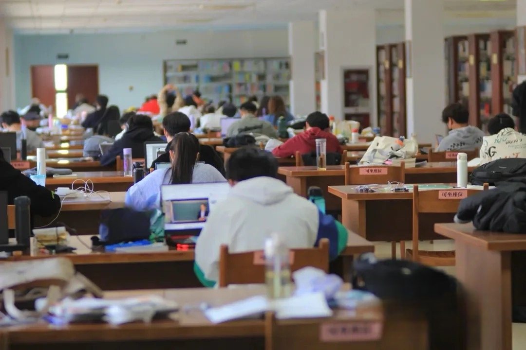 南京航空航天大学金城学院校园风景
