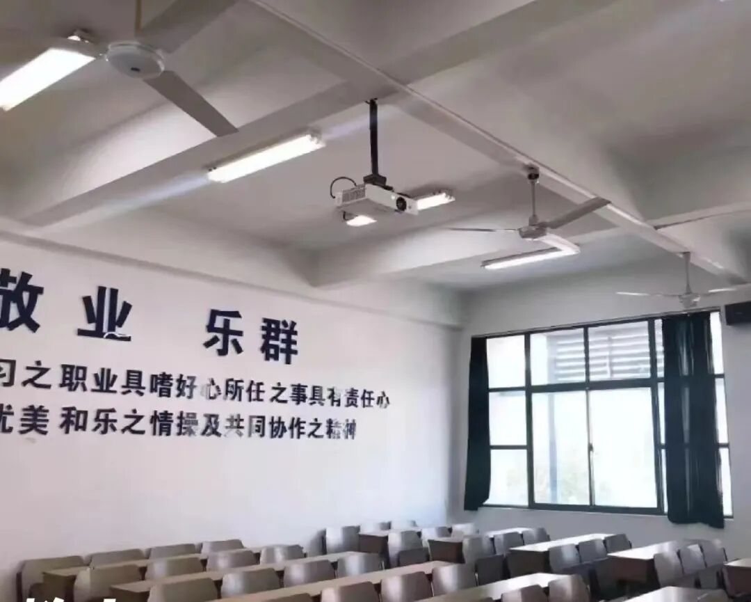 南京工业职业技术大学校园风景