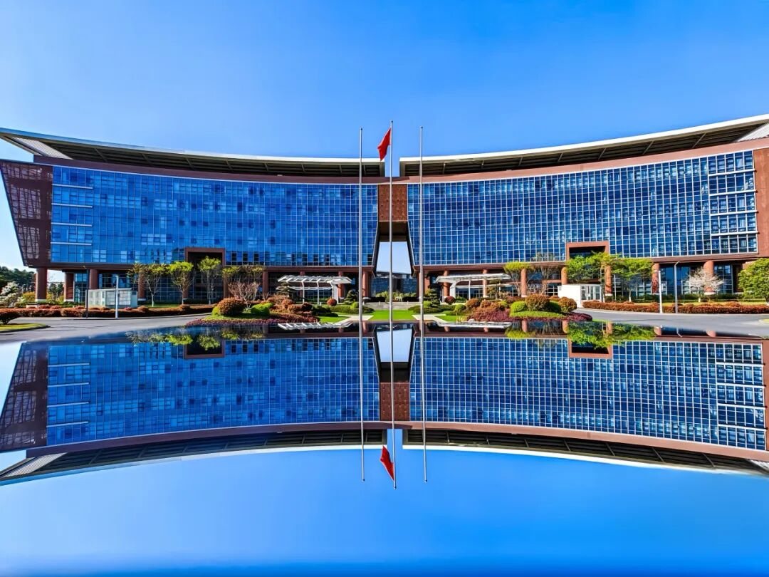 南京工业大学浦江学院校园风景