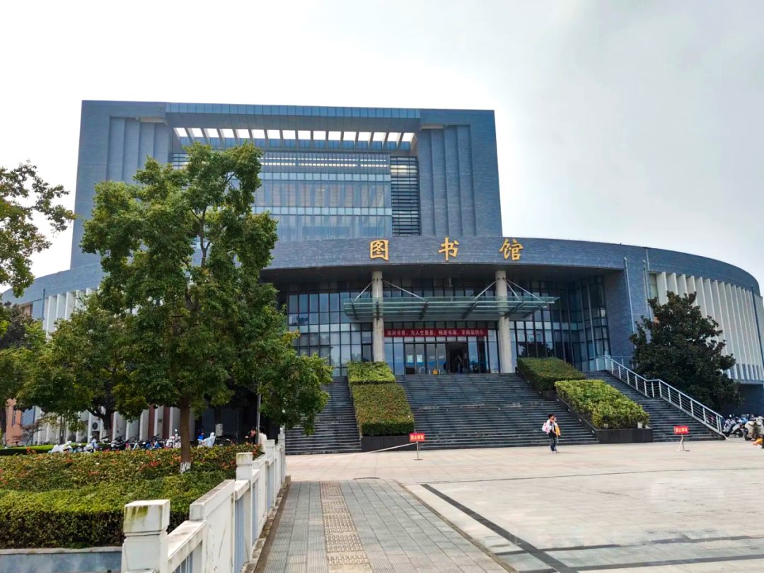 盐城师范学院校园风景